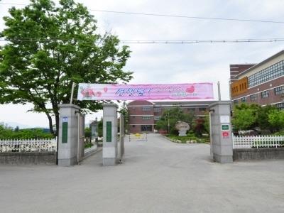 대제중학교 교문 썸네일 이미지