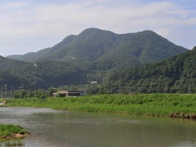 제비랑산 전경 썸네일 이미지